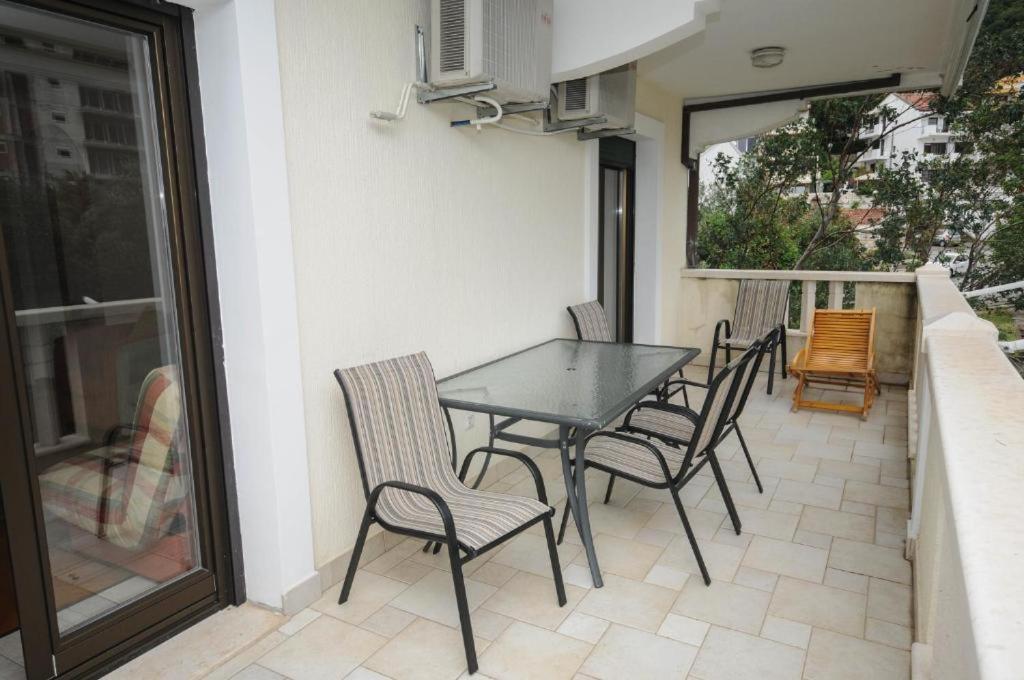 Apartment Jana Petrovac ภายนอก รูปภาพ