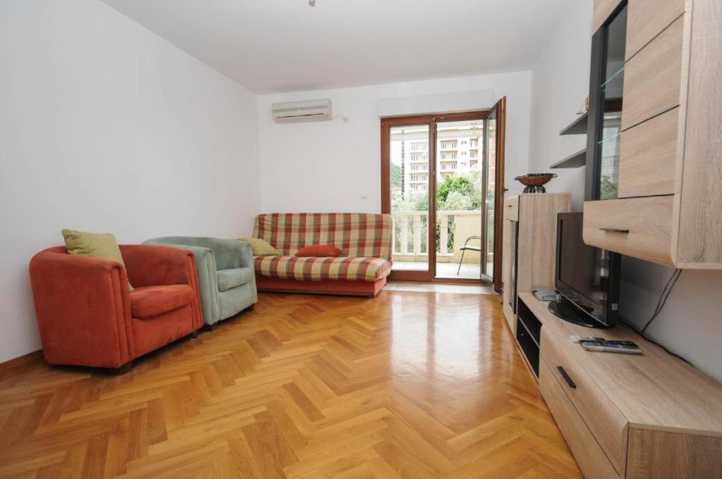 Apartment Jana Petrovac ภายนอก รูปภาพ