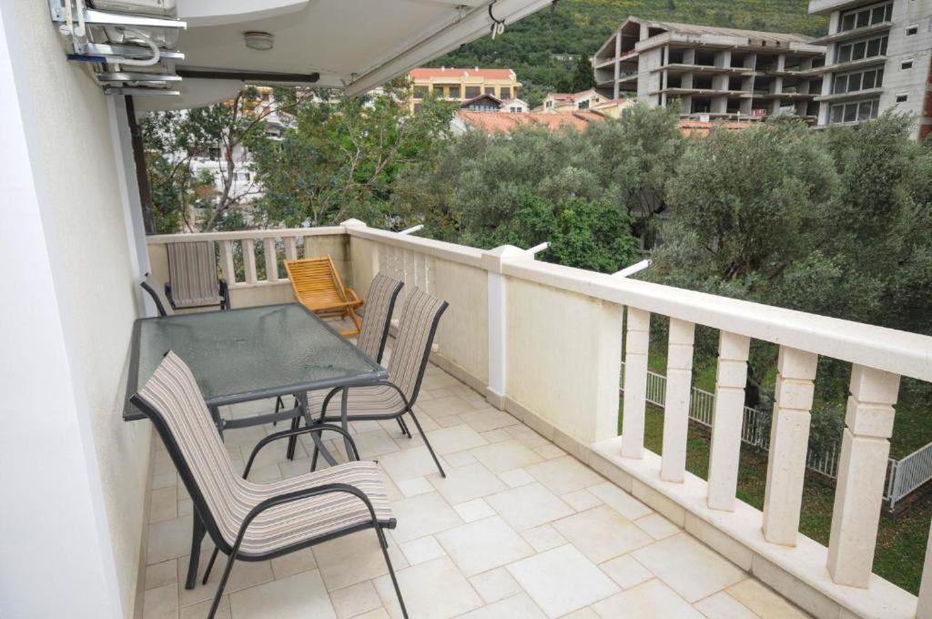 Apartment Jana Petrovac ภายนอก รูปภาพ